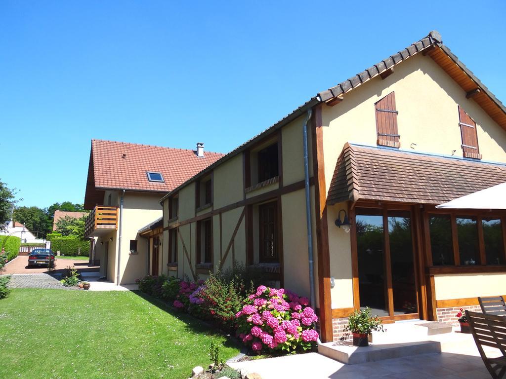 Le Chemin D'Ulphe Bed and Breakfast Boves Εξωτερικό φωτογραφία